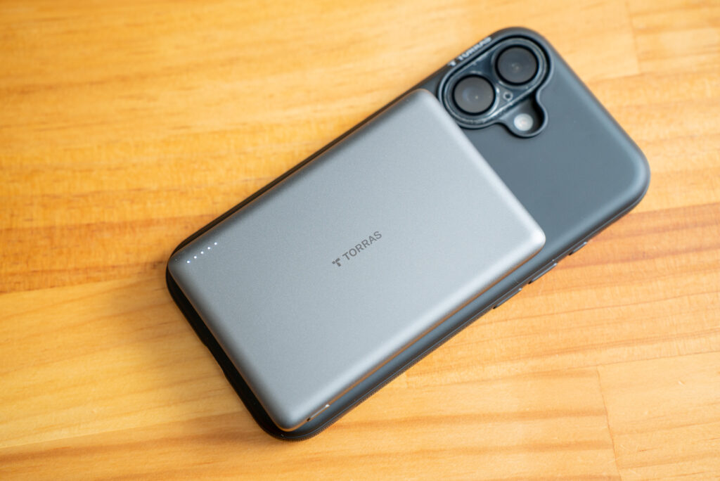 iPhone16